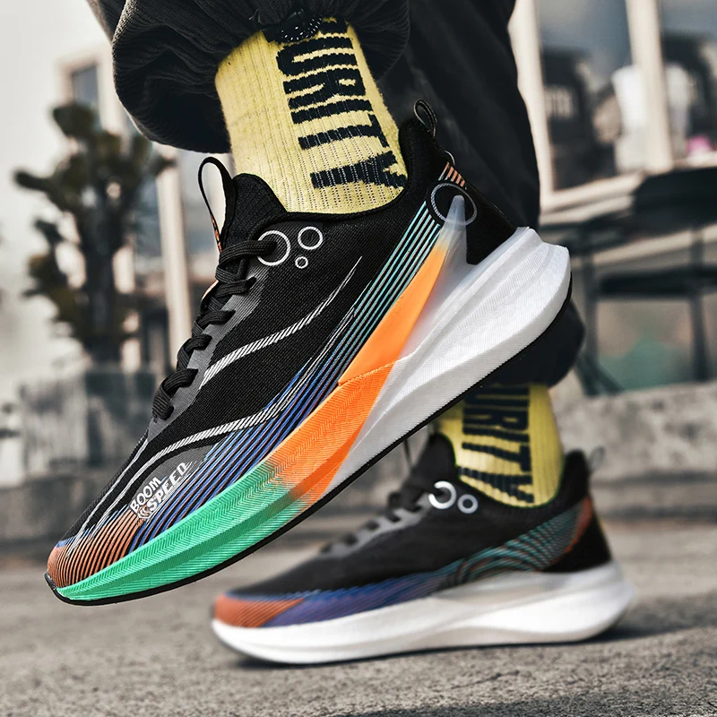 Men Women Carbon Running Shoes Lightweight Mesh Breathable Non-Slip Marathon Running Shoes Fashion Road Jogging Sports Shoes