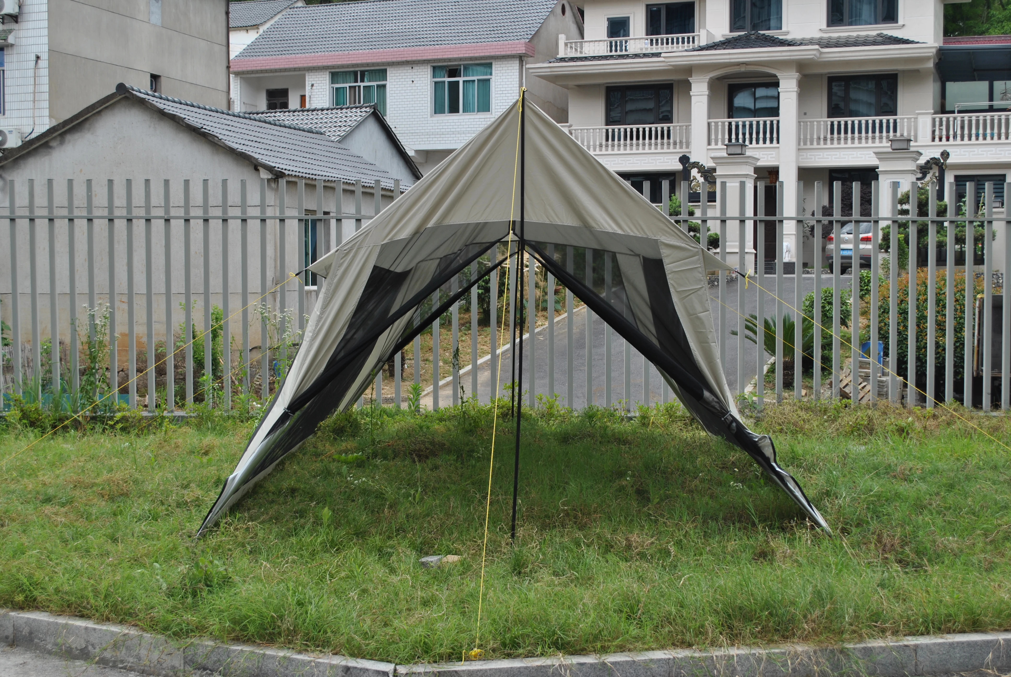 Outdoor Mesh Tent, Anti Mosquito Camping Shelter with Full Netting, Breathable Tent for Summer Camping & Backyard Parties