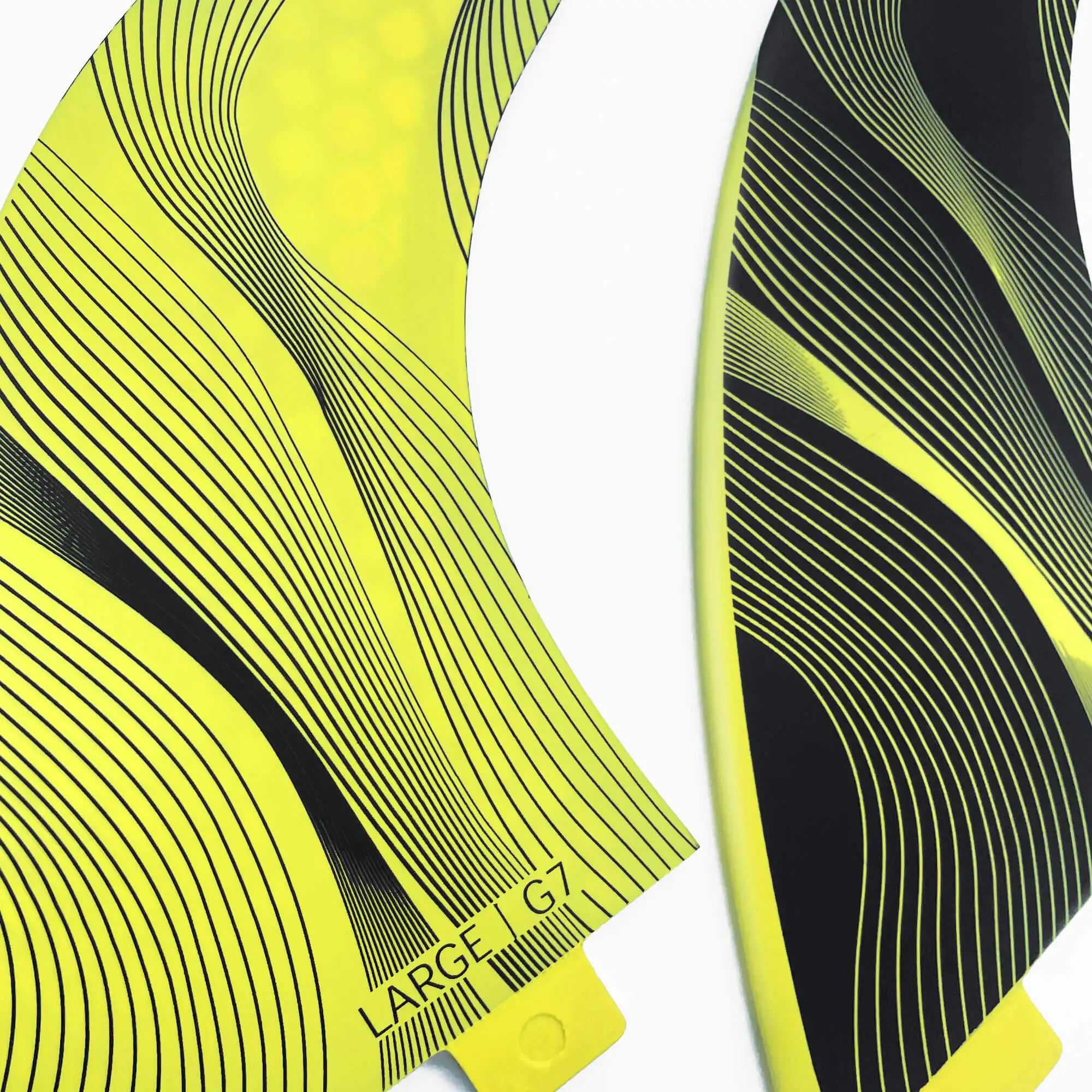 AQUBONA High-Performance Surfboard Fins Made of Premium Honeycomb Glass Fiber M/L Sizes - Compatible with Dual Tab & Single Tab