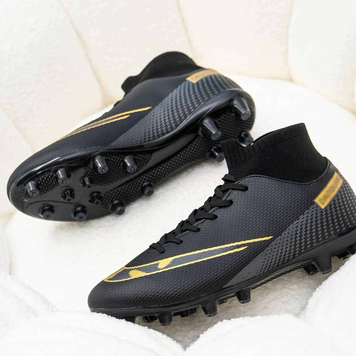 Premium High-Top Football Shoes FG Long Studs and TF Short Studs, Suitable for Both Men and Women, Offer Comfort. Sole Spikes