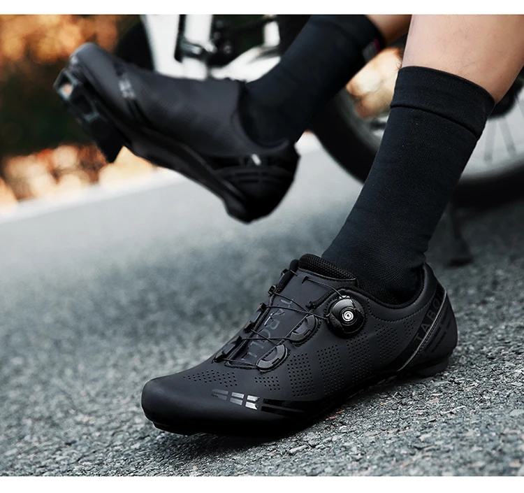 Unisex Cycling Shoes Breathable SPD Road Cycling Shoes Professional MTB Mountain Cycling Shoes Lockless Training Cycling Shoes