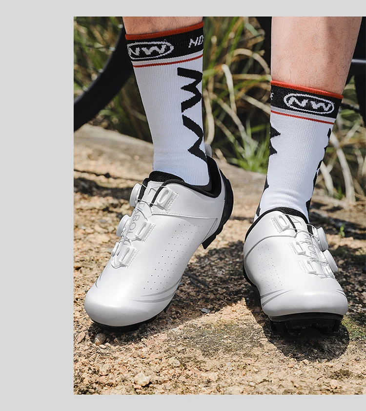 Unisex Cycling Shoes Breathable SPD Road Cycling Shoes Professional MTB Mountain Cycling Shoes Lockless Training Cycling Shoes