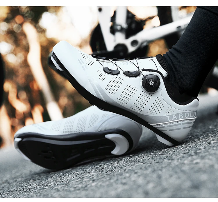 Unisex Cycling Shoes Breathable SPD Road Cycling Shoes Professional MTB Mountain Cycling Shoes Lockless Training Cycling Shoes
