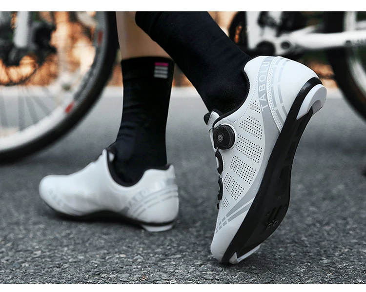 Unisex Cycling Shoes Breathable SPD Road Cycling Shoes Professional MTB Mountain Cycling Shoes Lockless Training Cycling Shoes