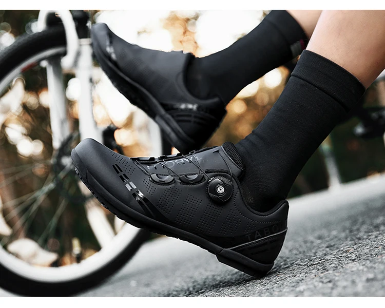 Unisex Cycling Shoes Breathable SPD Road Cycling Shoes Professional MTB Mountain Cycling Shoes Lockless Training Cycling Shoes