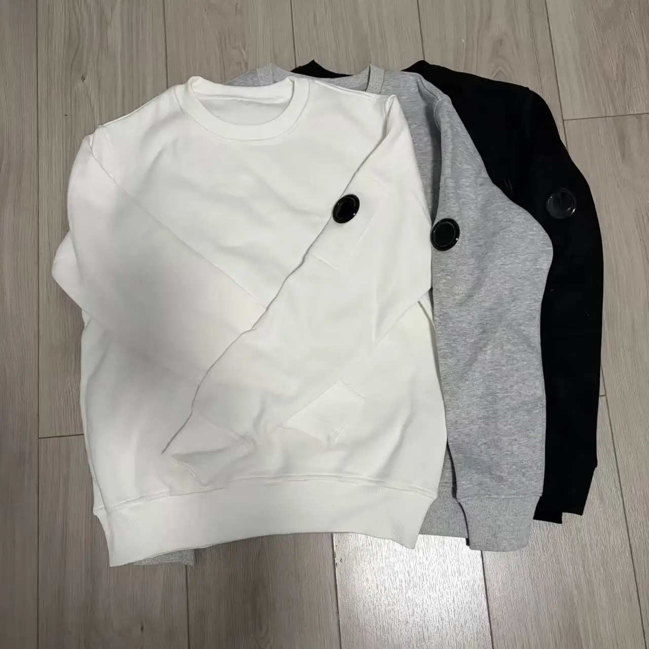 Thick fleece hoodie, cotton round neck top, solid color multi pocket casual hoodie, windproof and warm loose top