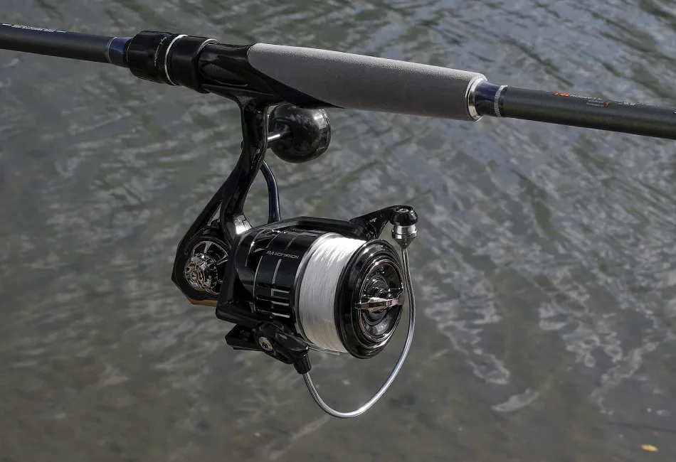 Noeby Carbon Spinning Fishing Reel 2500 3000 4000 Series Max Drag 7kg Lightweight Gear Ratio 6.2:1 Aluminium Spool Fishing Reel