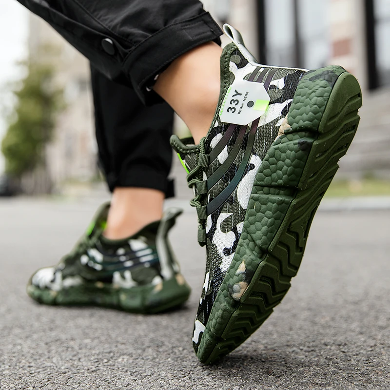 Lightweight Women Running Shoes New Colorful Female Sports Shoes Breathable Couple Casual Sneakers Flexible Fashion Men Tennis