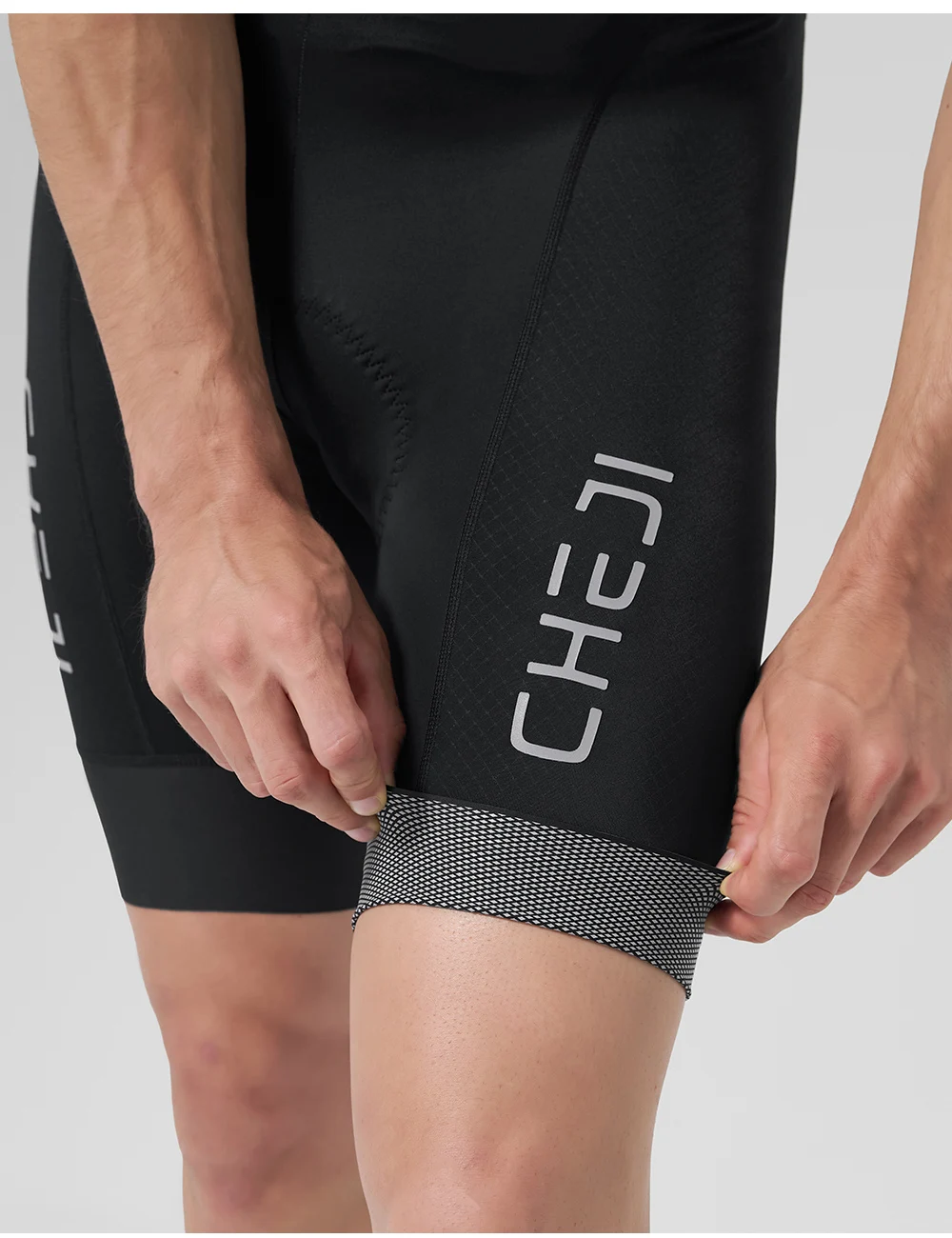 Cheji Men's Cycling Bib Shorts with Anti-slip Webbing Comfortable Cycling Underwear Breathable Cycling Underwear