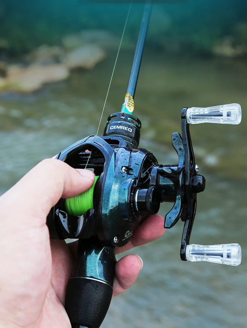 Bait Casting Fishing Reel 121g Light Weight Carbon Fiber Body 4kg Drag Power for Small Fish Fishing Model:PHANTOM
