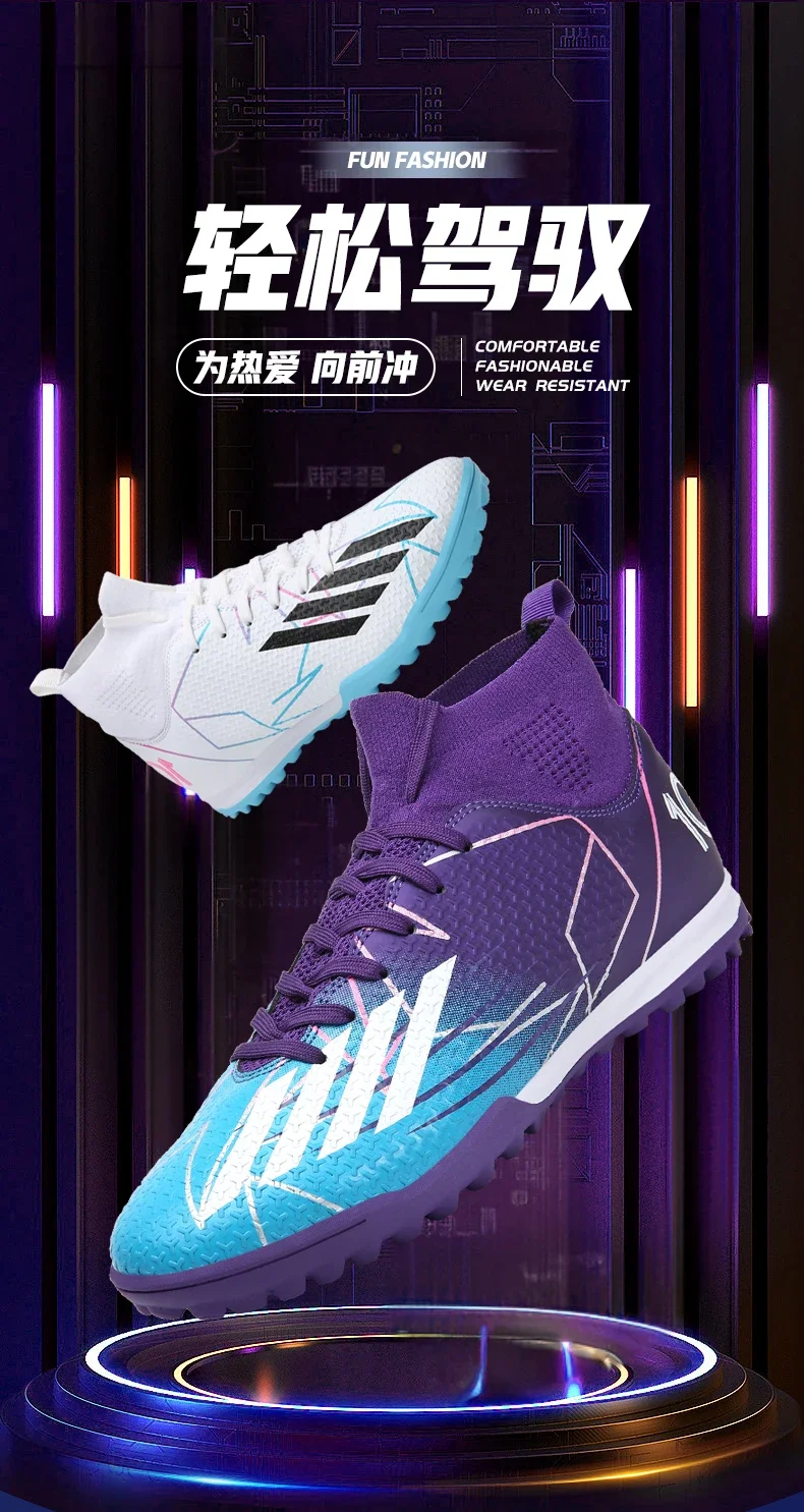 Men New Professional Soccer Shoes Original Resistant Casual Field Male Ultralight Football Boots Non Slip Fast Football Shoes