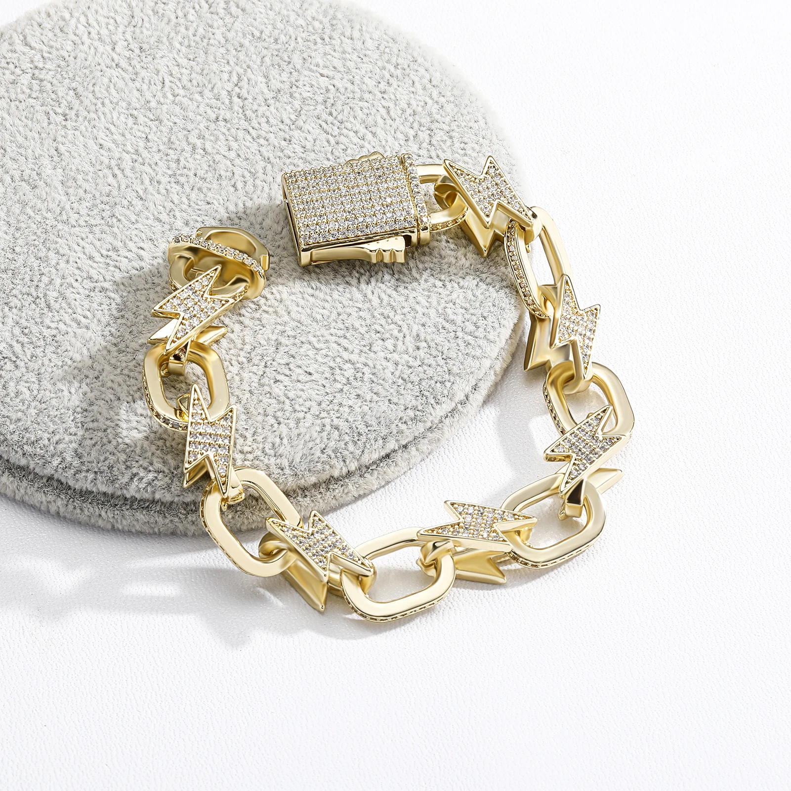 GUCY Newest Chunky Chain Bracelest For Men Cubic Zircon Lightning Fashion Men Bracelet Jewelry