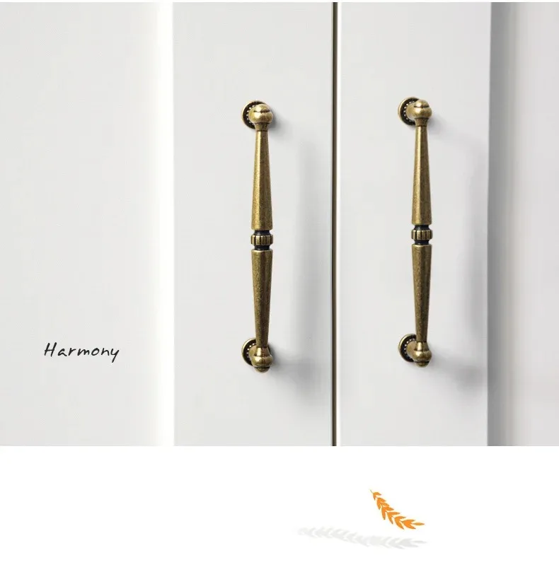 American Style Traditional Vintage Antique Brass Cabinet Handles Kitchen Cupboard Pulls Drawer Knobs for Furniture Hardware