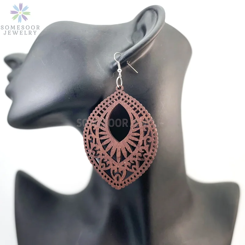 SOMESOOR Dark Brown Geometric Engraved African Wooden Drop Earrings Afrocentric Ethnic Bohemian Dangle Jewelry For Women Gifts