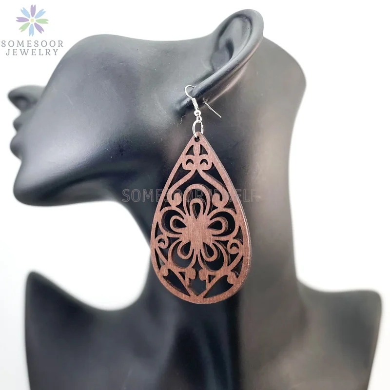 SOMESOOR Dark Brown Geometric Engraved African Wooden Drop Earrings Afrocentric Ethnic Bohemian Dangle Jewelry For Women Gifts
