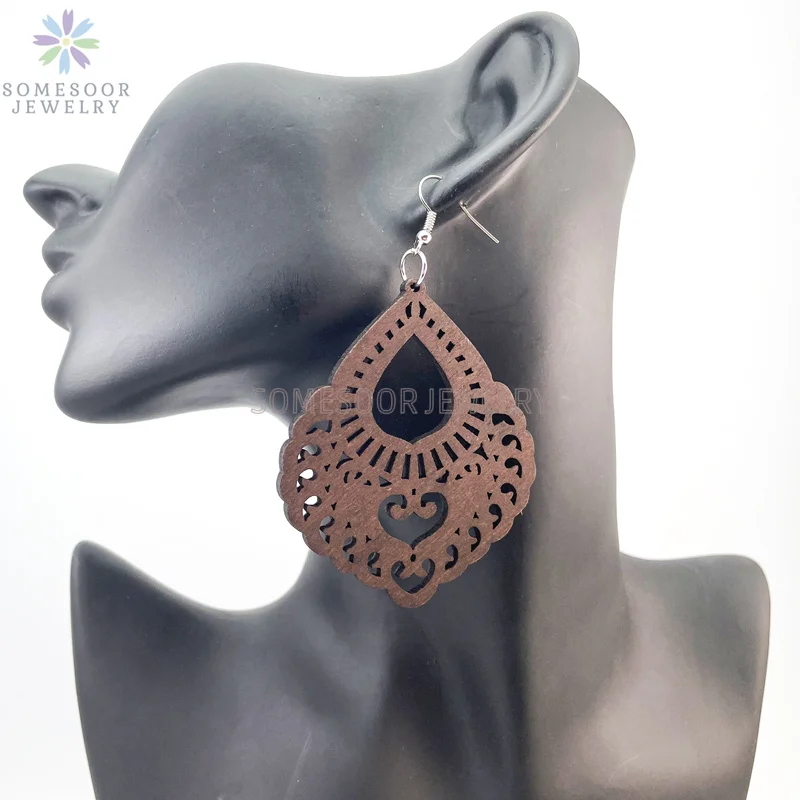 SOMESOOR Dark Brown Geometric Engraved African Wooden Drop Earrings Afrocentric Ethnic Bohemian Dangle Jewelry For Women Gifts