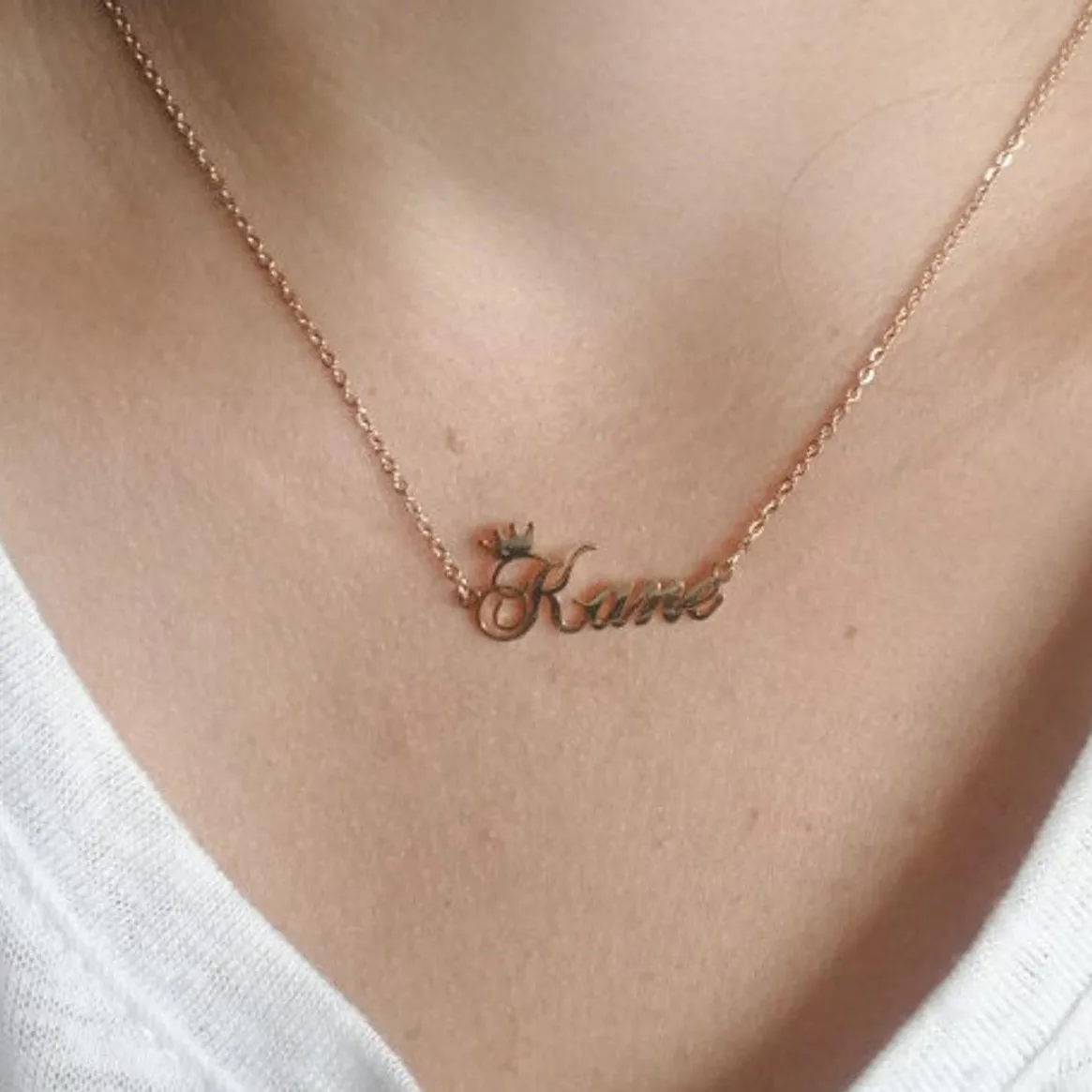 Custom Crown Name Necklace Minimalistic Pendant Wedding Gift Personalized Necklace * Gift for Her