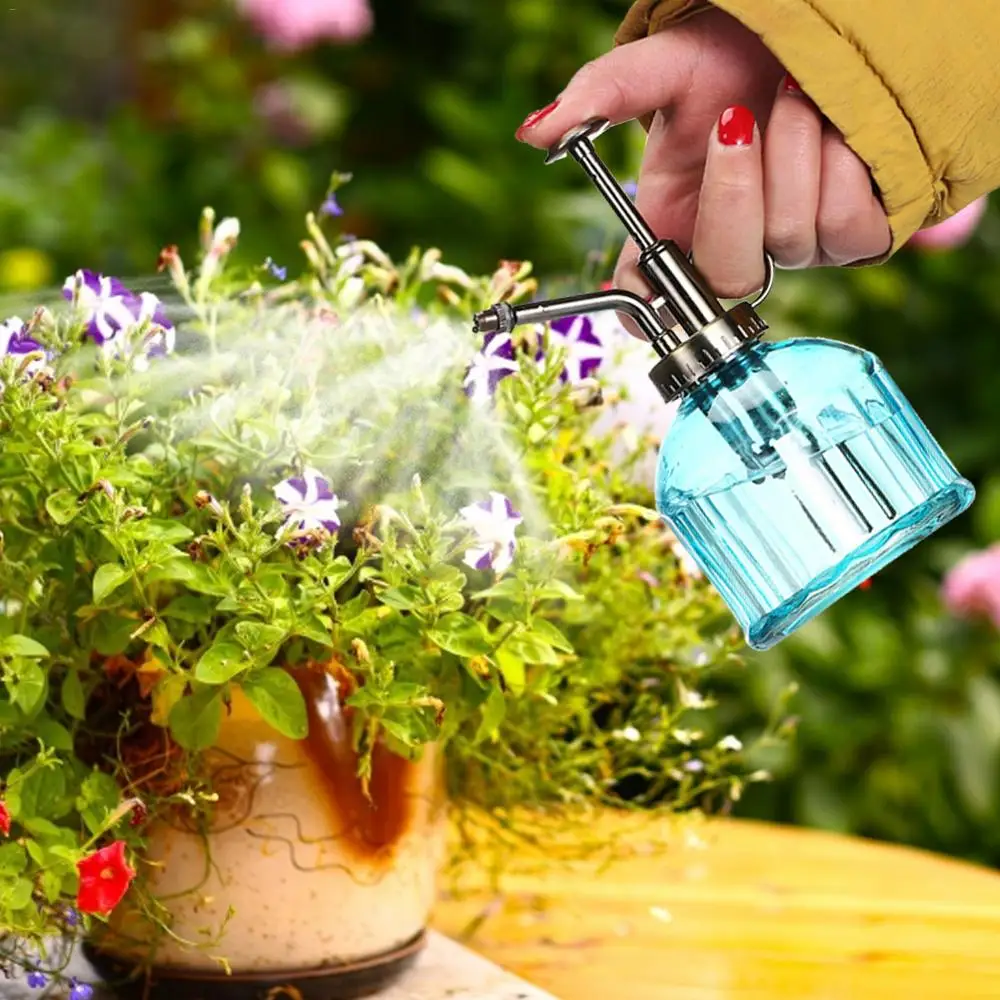 Brass Watering Can Spray Bottle Vintage Water Cans Succulent Plants Golden Gardening Spraying Bottle Watering Pot Garden Tool