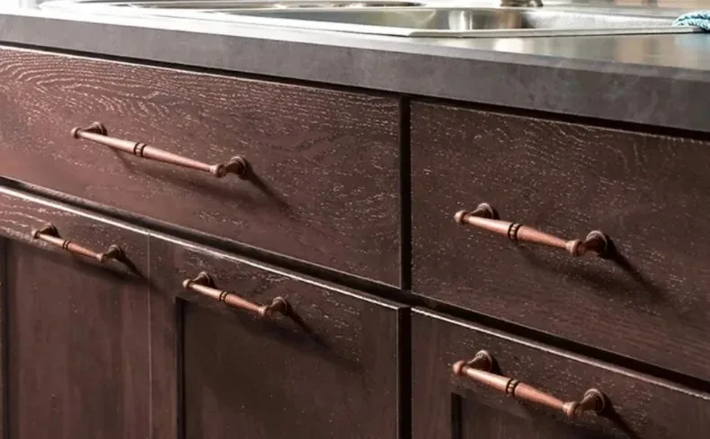 Traditional Vintage Antique Yellow Bronze Cabinet Handles Kitchen Cupboard Pulls Drawer Knobs Kitchen door handles and knobs