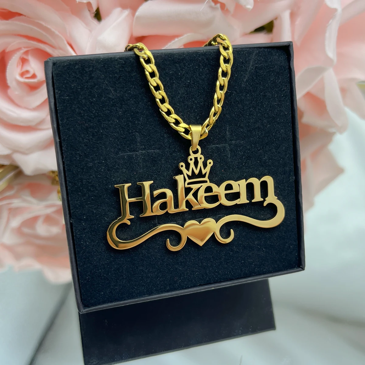 New Stainless Steel Custom Necklace Custom Cuban Chain Center Crown Name Necklace Removable Heart shaped Nameplate Pendant