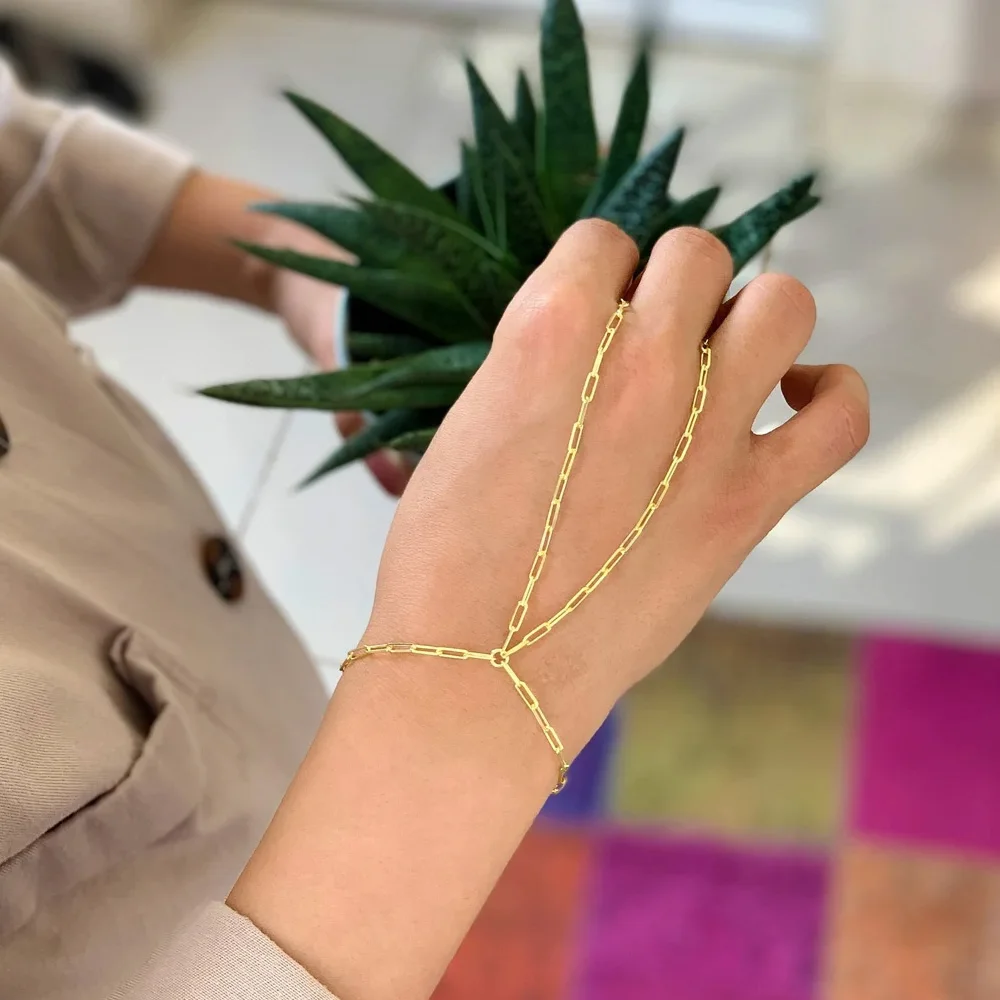 Stonefans Simple Metal Chain Finger Bracelet Ring Jewlery for Women Minimalist Hand Chain Bracelet Harness Connecting Jewelry