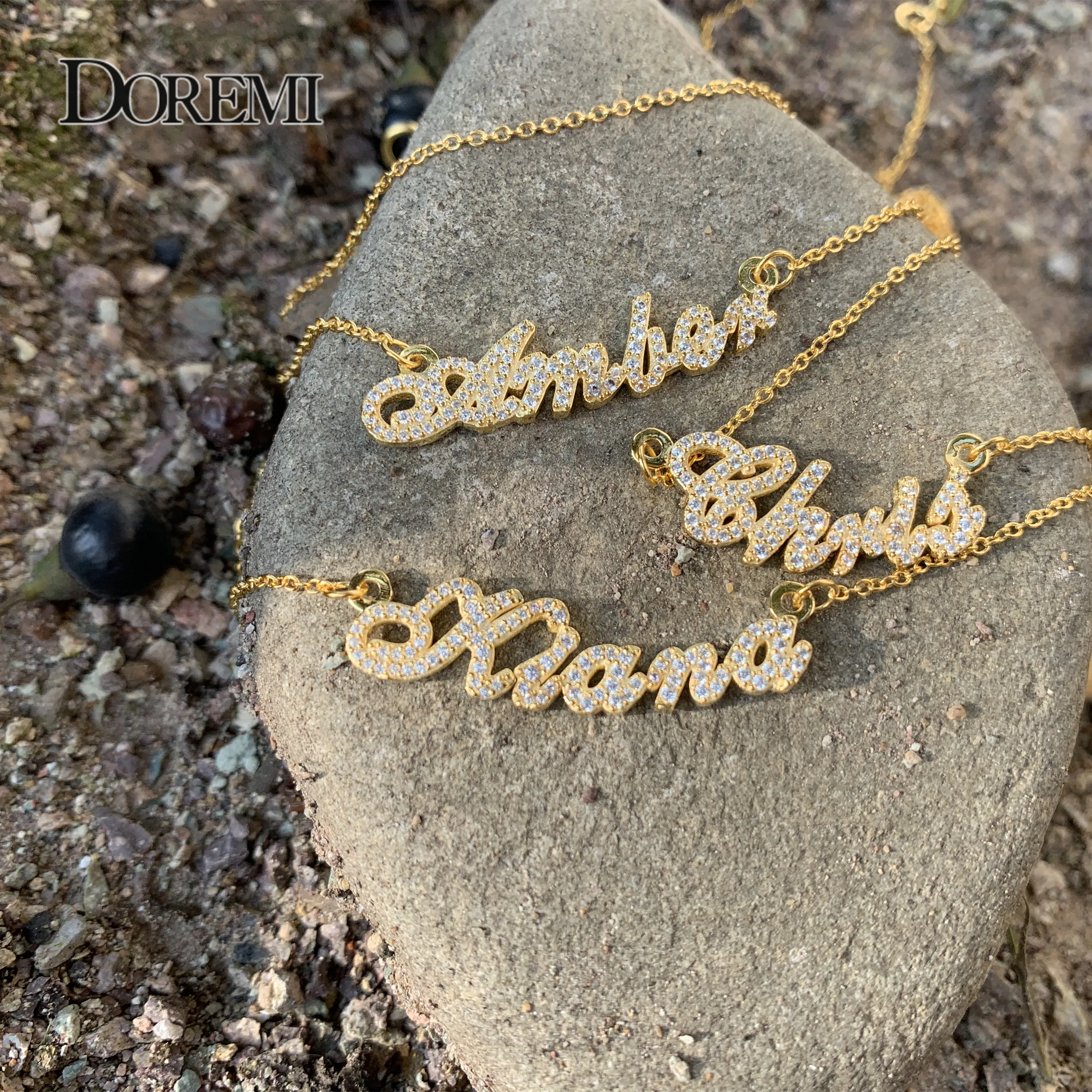 DOREMI Custom Name Necklace Crystal Pendant Chain Zircon Letter Necklace for Mom Women