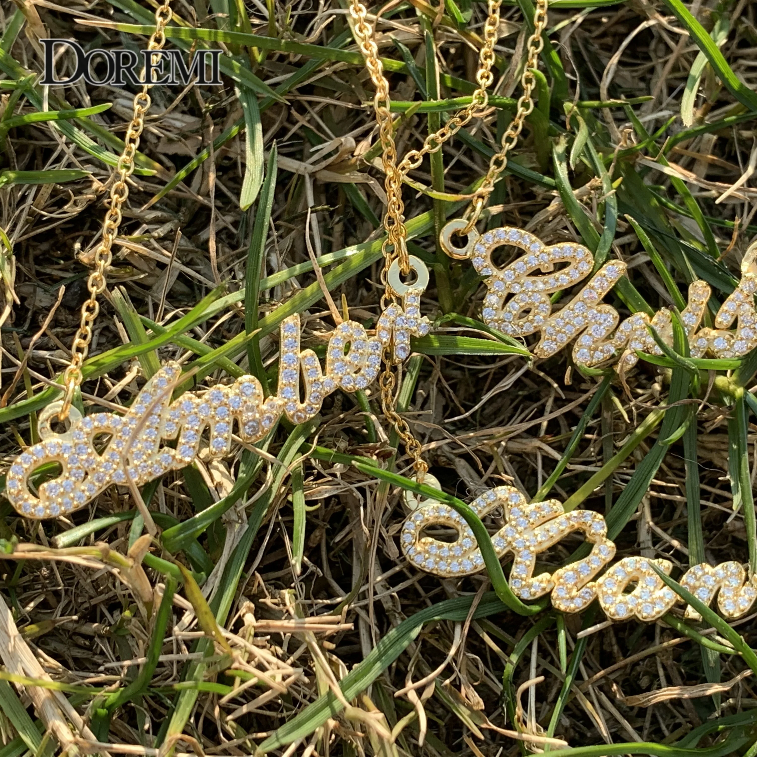 DOREMI Custom Name Necklace Crystal Pendant Chain Zircon Letter Necklace for Mom Women