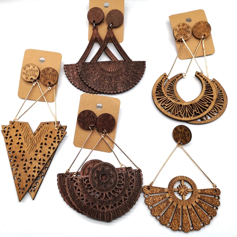 SOMESOOR African Drop Wooden Earrings For Women Gifts Afrocentric Ethnic Wood Stub Ear Dangle Engraved Pendant Bohemian Jewelry
