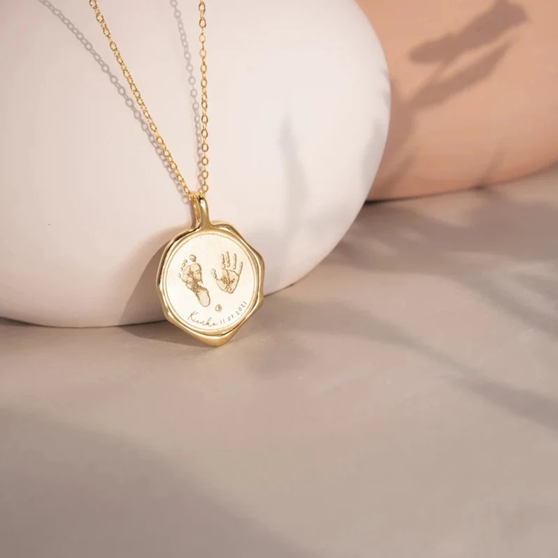 Custom Newborn Footprint Necklace Gold Stainless Steel Birthstone Pendant Personalized Mothers Handprint Kids New Mom Jewelry