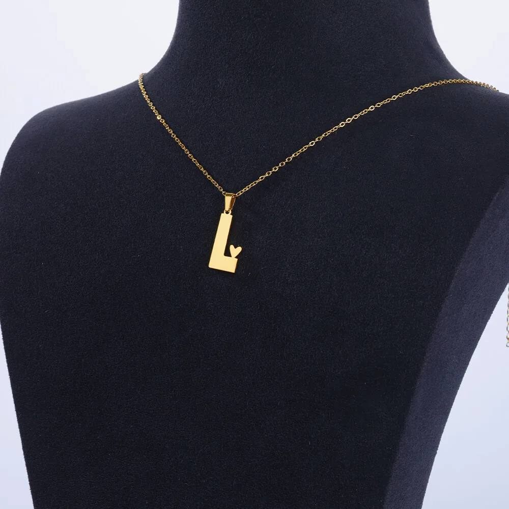 Stainless Steel Heart Initial Letter Necklace for Women Gold Plated Alphabet Pendant Necklaces Vintage Waterproof Jewelry Gifts