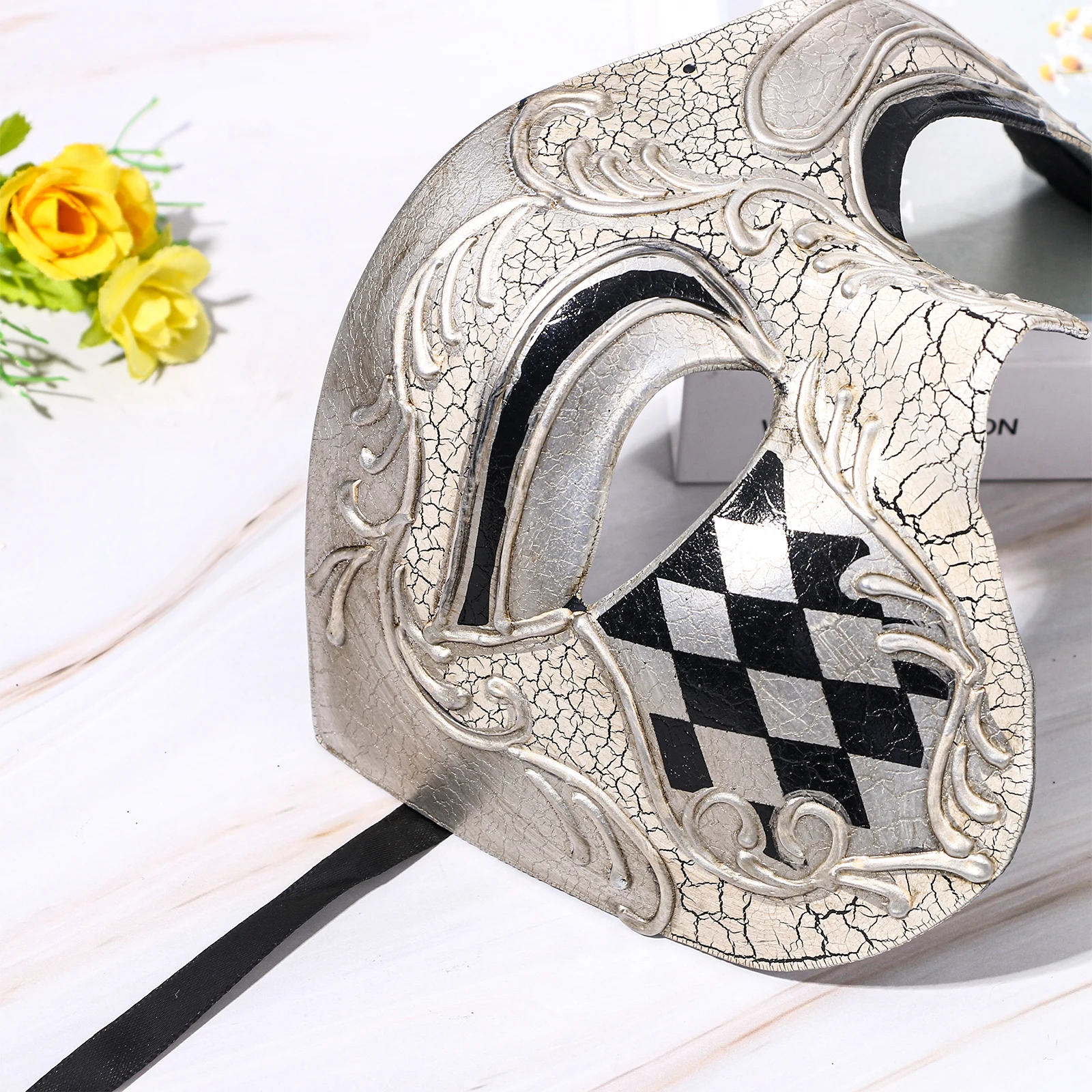Men's masquerade mask Halloween masquerade Mask Vintage Venice, Italy Male Phantom of the Opera half face holiday party dress up