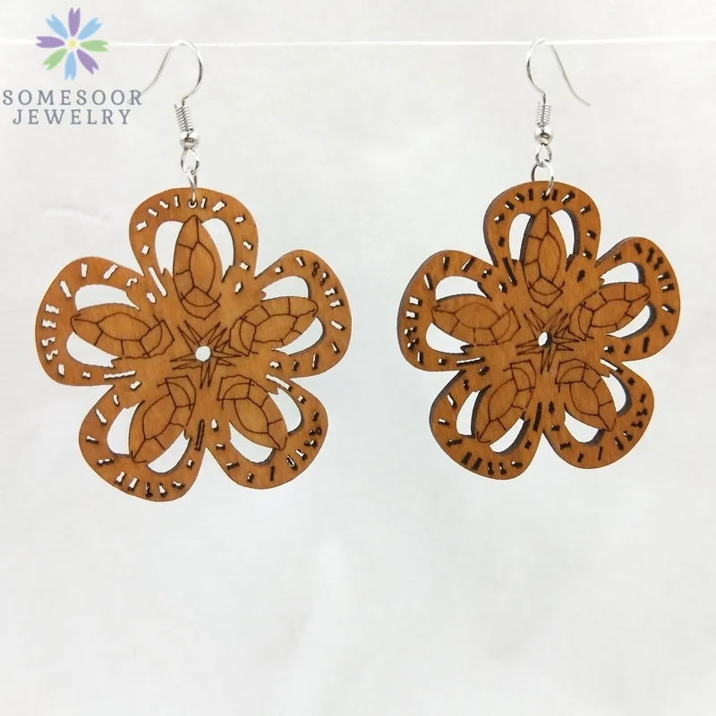 SOMESOOR Fashion Laser Cutting Wooden Drop Earrings African Map Traditional Ethnic Design Pendant Dangle Jewelry For Women Gift