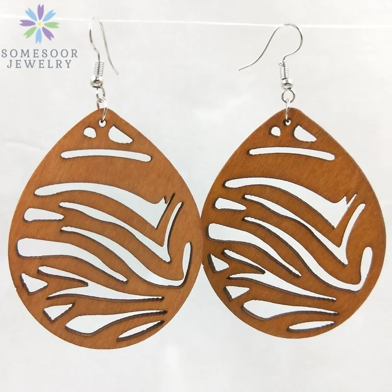 SOMESOOR Fashion Laser Cutting Wooden Drop Earrings African Map Traditional Ethnic Design Pendant Dangle Jewelry For Women Gift