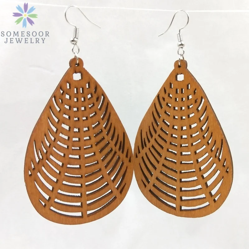 SOMESOOR Fashion Laser Cutting Wooden Drop Earrings African Map Traditional Ethnic Design Pendant Dangle Jewelry For Women Gift