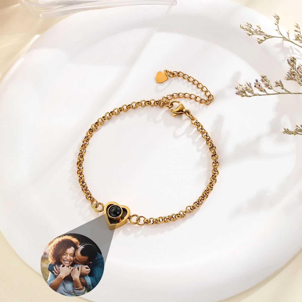 Personalized Custom Projection Photo Bracelet For Women Men Couple Stainless Heart Bracelet Memorial Valentines Day Gift Jewelry