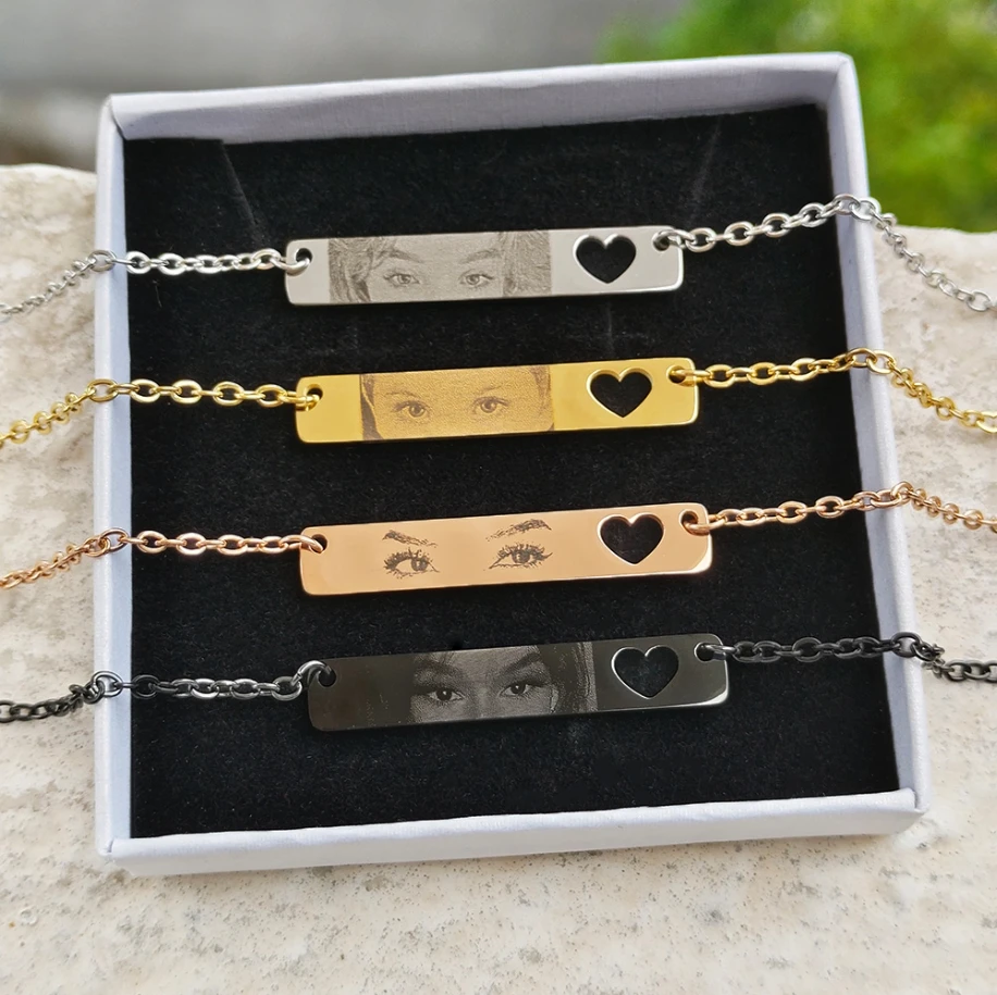 HAOHUPO Personalized Eyes Photo Fashionable Couple Necklace Customized Pendant Engravable Picture Stainless Steel Gifts for Boy