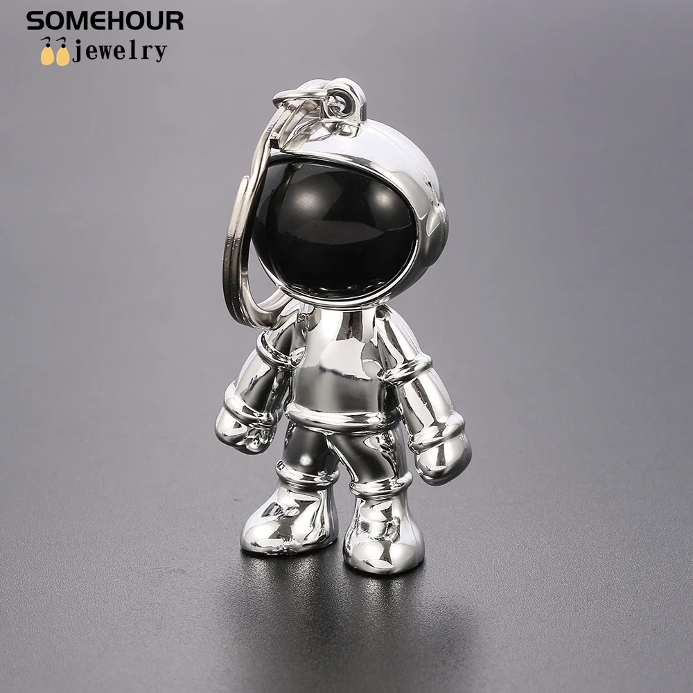 SOMEHOUR Handmade 3D Astronaut Space Robot Spaceman Keychain New Fashion Car Bag Keyring Holder Gadgets Accessories Friend Gift