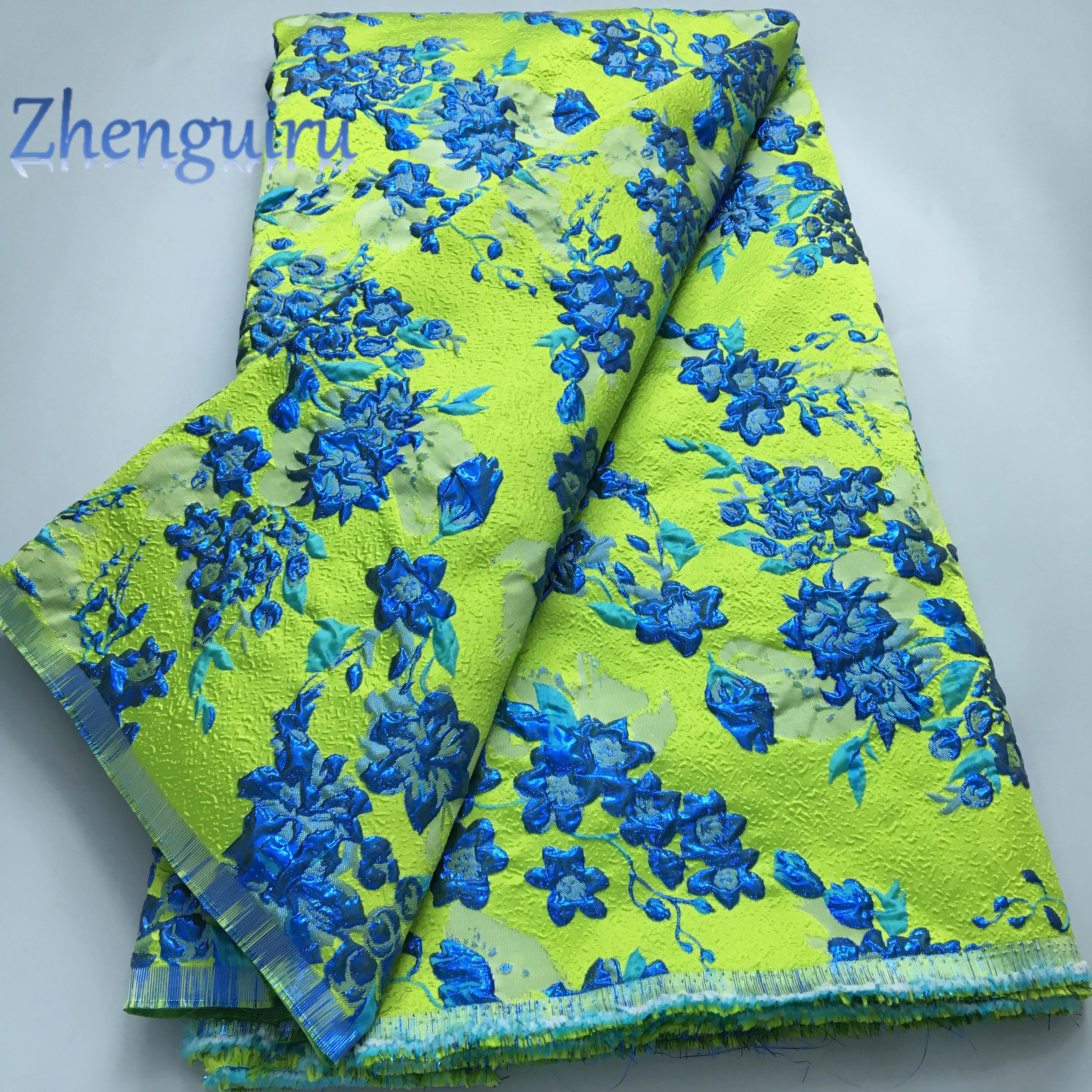 2025 French Brocade Lace Fabric 5 Yards Gilding African Lace Fabric High Quality Nigerian Bride Wedding Dress for Women A2100
