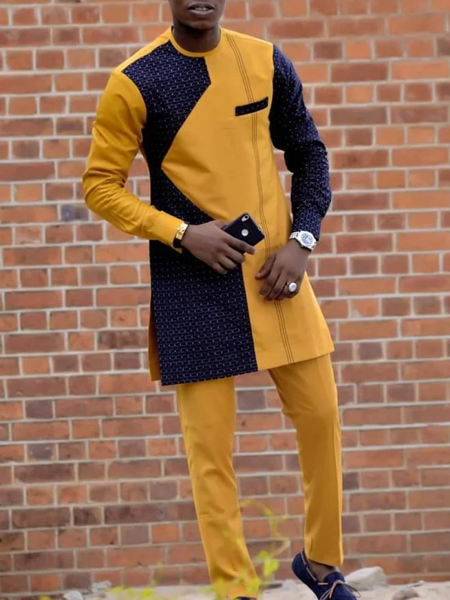 Men's Casual Black and Gold Print Two-Piece Set