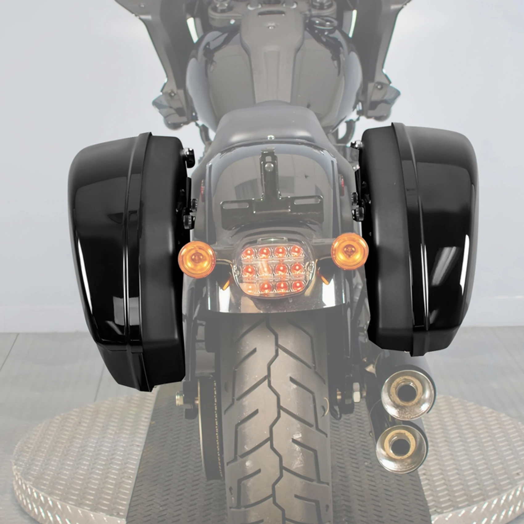 Saddlebag Side Bag For Harley Softail Low Rider S FXLRS 2018-2020 Low Rider ST FXLRST 2022-2024 Sport Glide Fat Boy Breakout