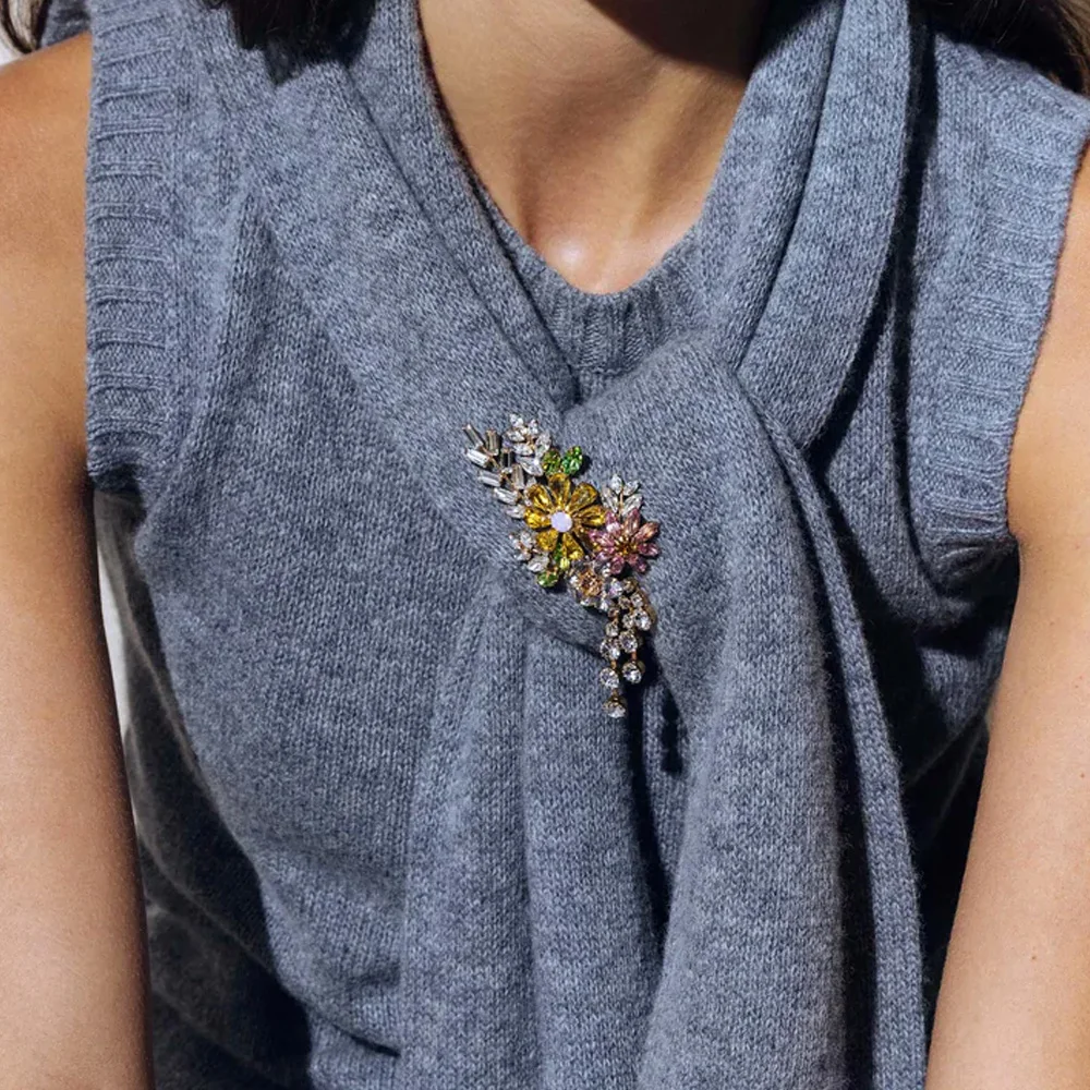 Stonefans Fashion Colorful Crystal Flower Brooch Pin Jewelry for Women Clothing Decoration Brooch Rhinestone Body Jewelry Gift