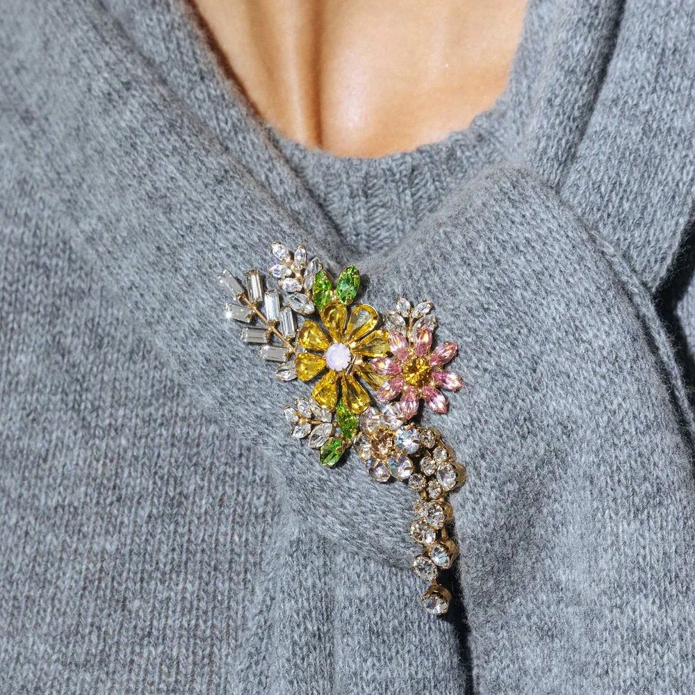 Stonefans Fashion Colorful Crystal Flower Brooch Pin Jewelry for Women Clothing Decoration Brooch Rhinestone Body Jewelry Gift