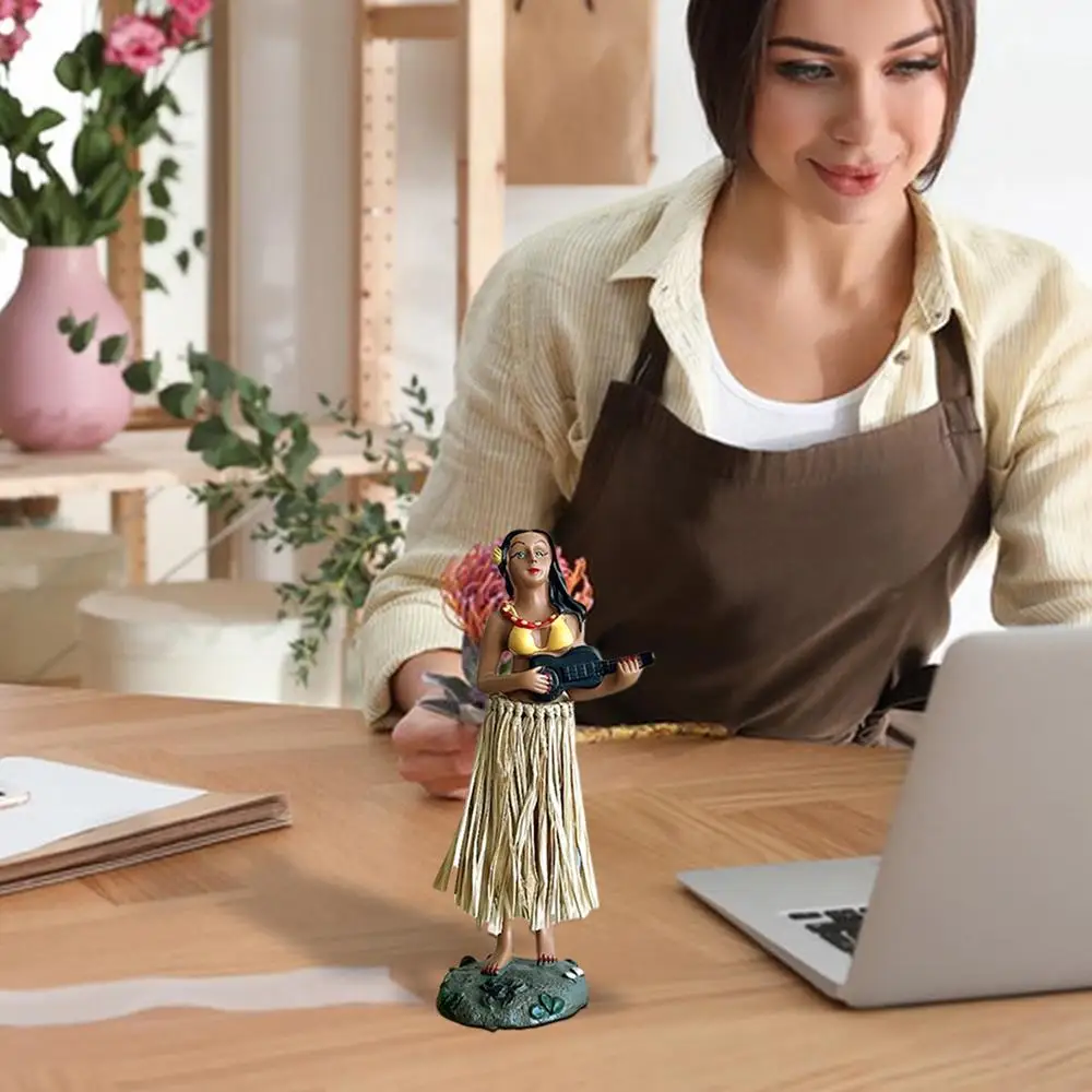 Hawaiian Dashboard Doll Ornament Swing Dance Girl Bobbleheads Portable Girl Bobble Shaking Head Dancing Toy For Cars Suvs