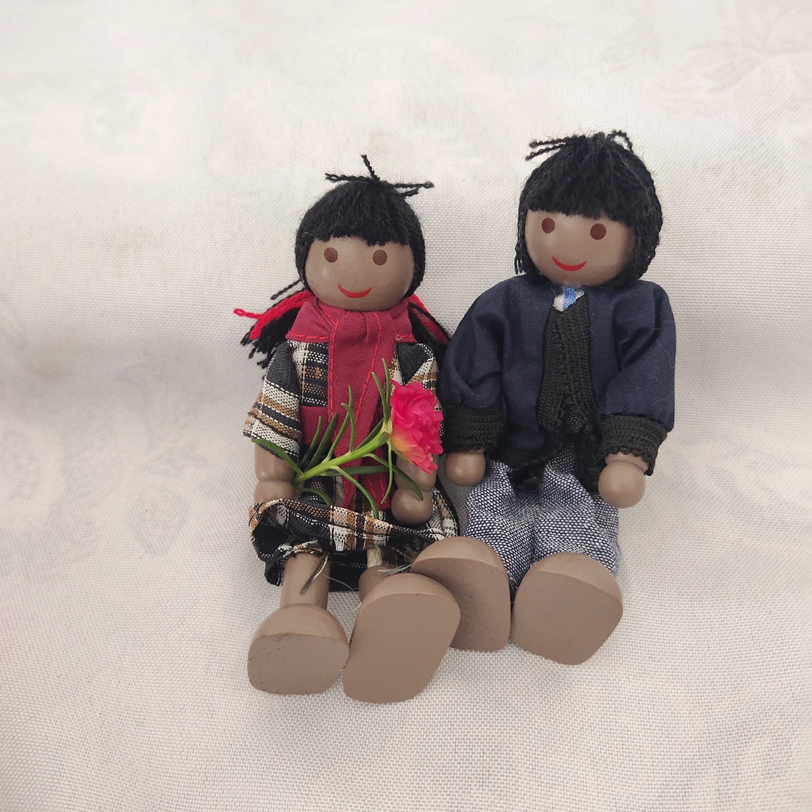 1 Set Wooden Doll African Family People Wood Puppets Dolls Kid Pretand Play Toys Eye-Hand Coordination Infantis Play Toy