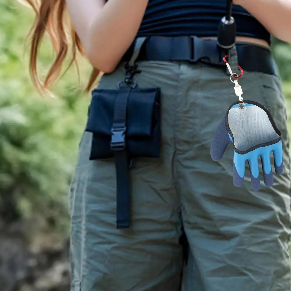 Fishing Catching Gloves Non-slip Fishing Gloves With Magnet Carabiner Release Hooks Waterproof Anti-stab Gloves For Winter