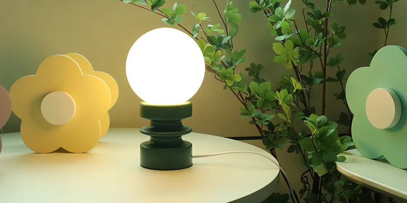 Bauhaus Spring Glass Table Lamp Vintage Nordic Modern Minimalist Homestay Living Room Bedroom Bedside Lamp