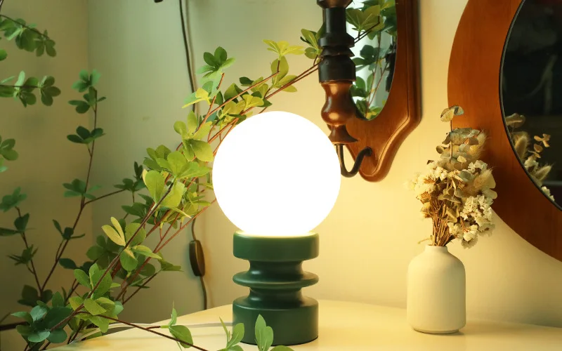 Bauhaus Spring Glass Table Lamp Vintage Nordic Modern Minimalist Homestay Living Room Bedroom Bedside Lamp