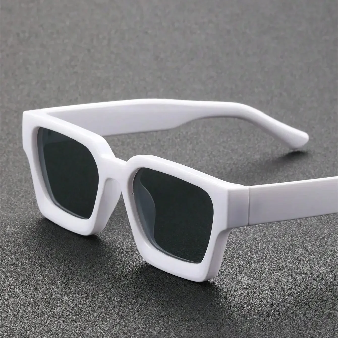 Unisex Plastic Fashion Square Frame Sunglasses For Street Photography And Beach Trips Driving Accessories