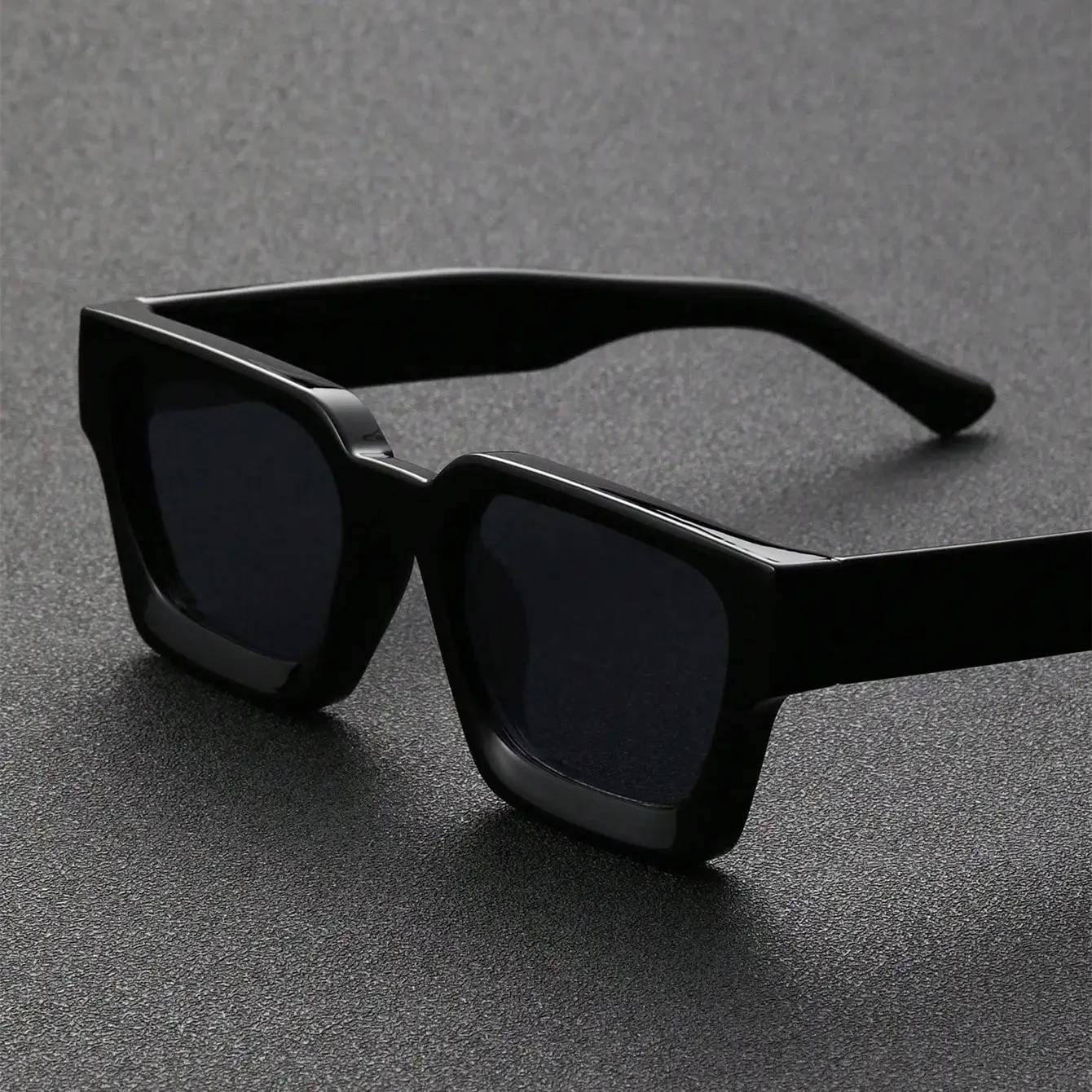 Unisex Plastic Fashion Square Frame Sunglasses For Street Photography And Beach Trips Driving Accessories