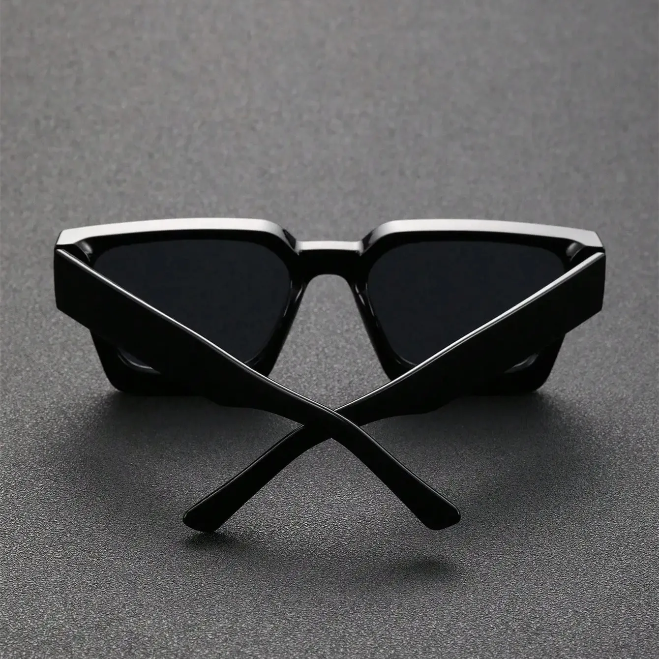 Unisex Plastic Fashion Square Frame Sunglasses For Street Photography And Beach Trips Driving Accessories